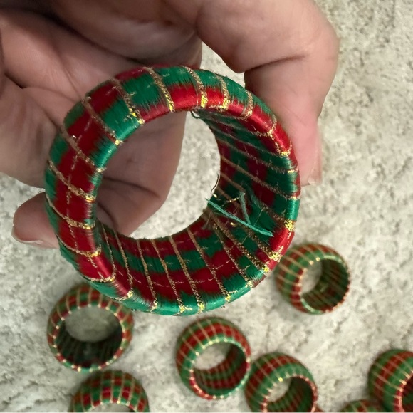 Holiday Plaid Napkin Rings - Set of 10 - Picture 5 of 6